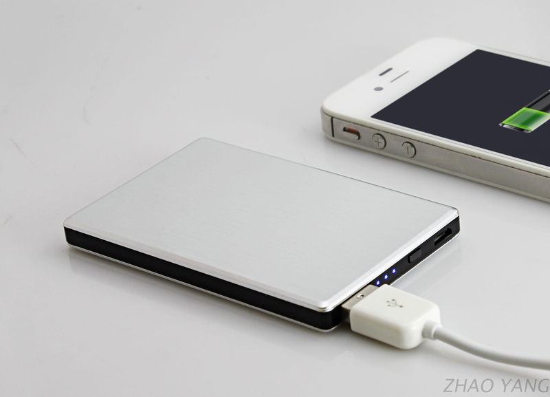 名片型行動電源+隨身碟