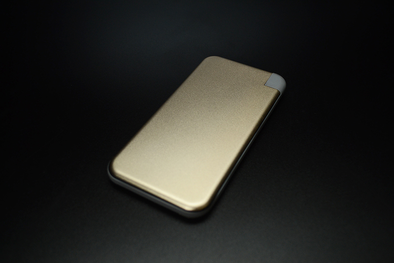 金屬行動電源PB-6600X
